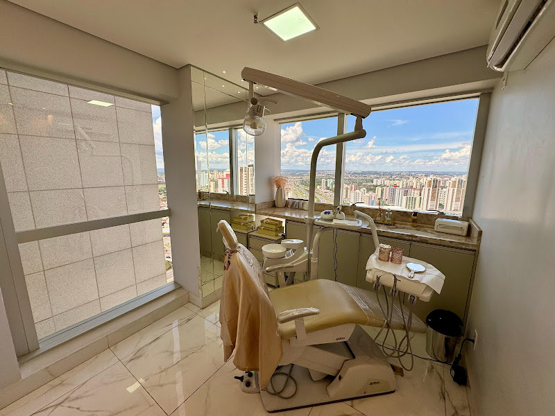 Foto 3 de Dra. Antônia Fernandes - Harmonização Facial