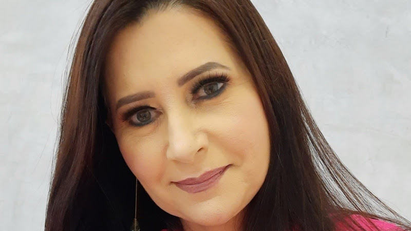 Foto 3 de Dra Aparecida Amaral / Harmonização Facial / Vitória-Vila Velha-ES-Brasil