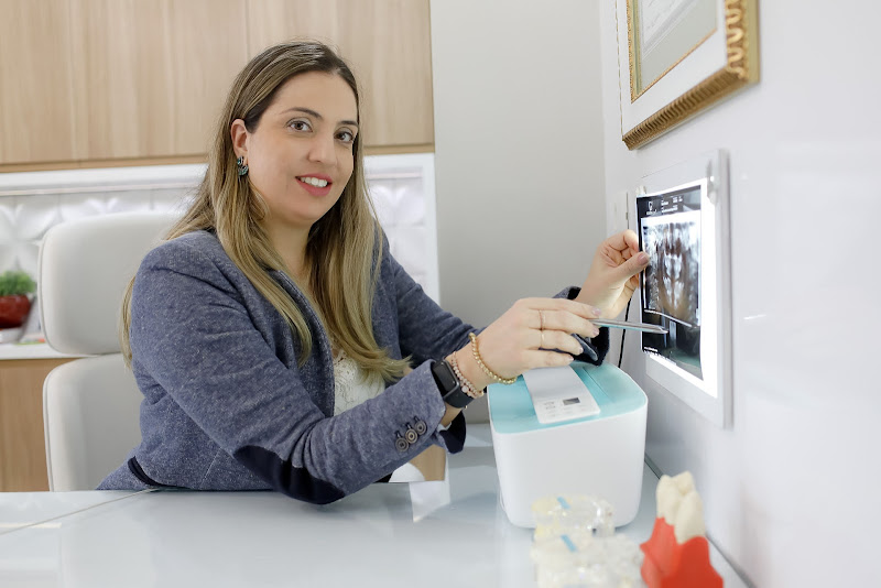 Foto 2 de Dra Ariane V G Furtado