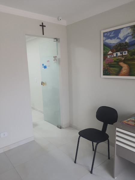 Foto 2 de Dra. Assenção Leite / Cirurgiã - Dentista