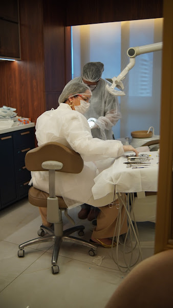 Foto 3 de Dra. Bárbara Carneiro - Cirurgiã Bucomaxilofacial | Implantodontia