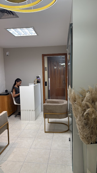 Foto 2 de Dra Barbara Hellen