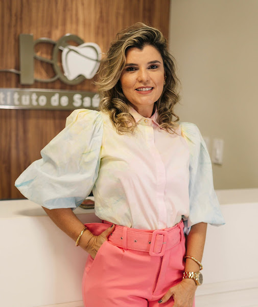 Foto 2 de Dra Bárbara Tavares Kruschewsky - Invisalign Itabuna