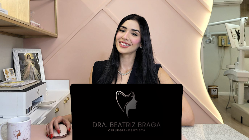 Foto 2 de Dra. Beatriz Braga Odontologia Estética e Harmonização Facial