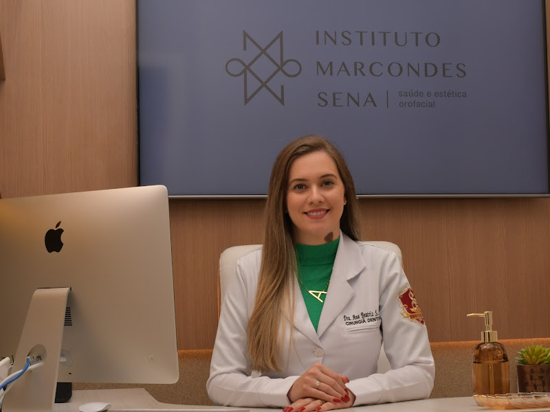 Foto 8 de Dra. Beatriz Copatti | Odontologia Estética - Goiânia