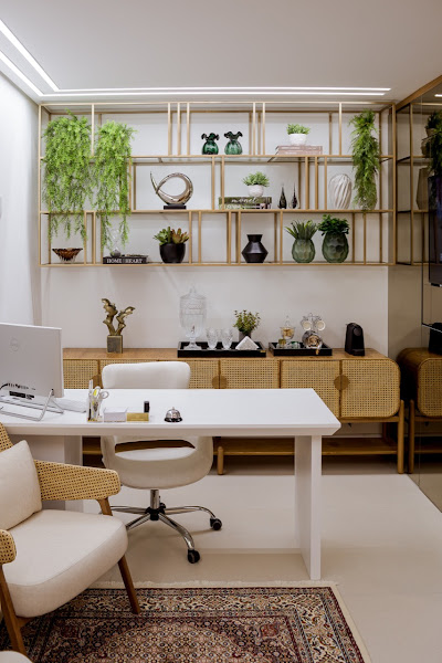 Foto 3 de Dra. Beatriz Nobre | Implantes dentários | São José - SC