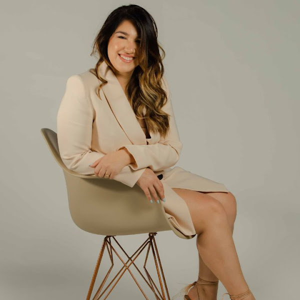 Foto 2 de Dra. Bia Moerbeck | Dentista | Harmonização Orofacial