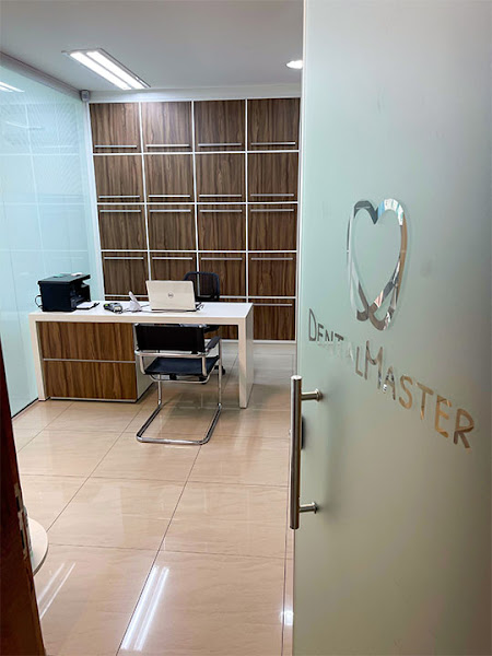 Foto 2 de Dra. Bibiana K V | Dentista Sítio Cercado