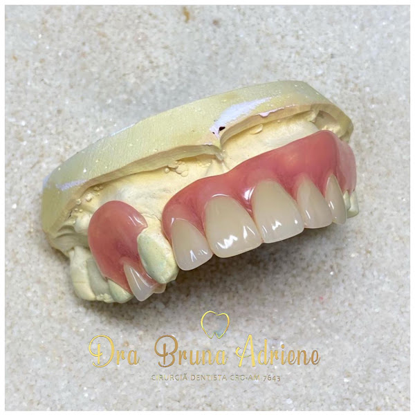 Foto 2 de Dra Bruna Adriene