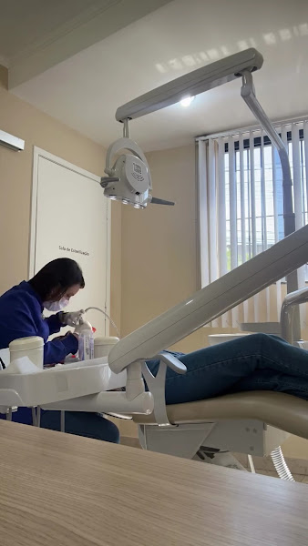 Foto 3 de Dra Bruna Bernardes - Dentista Em Pouso Alegre MG