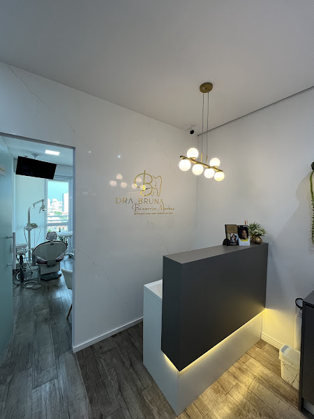 Foto 2 de Dra Bruna Bizarria Markiz - Dentista Vila Carrão