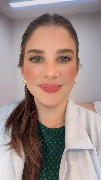 Foto 2 de Dra. Bruna de Rossi – Dentista em Caxias do Sul | Clínica Geral e Ortodontia