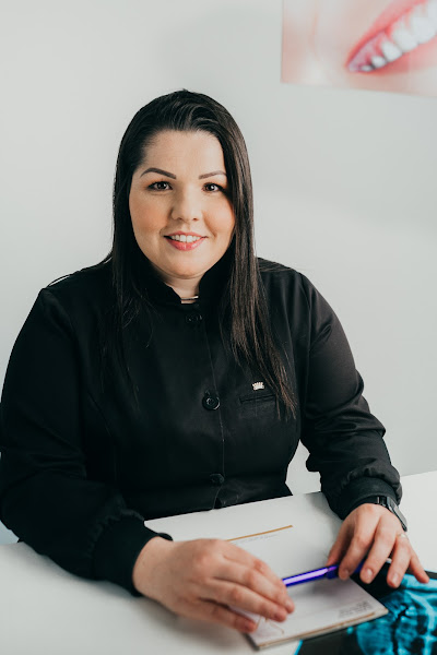 Foto 2 de Dra. Bruna Diniz - Odontologia