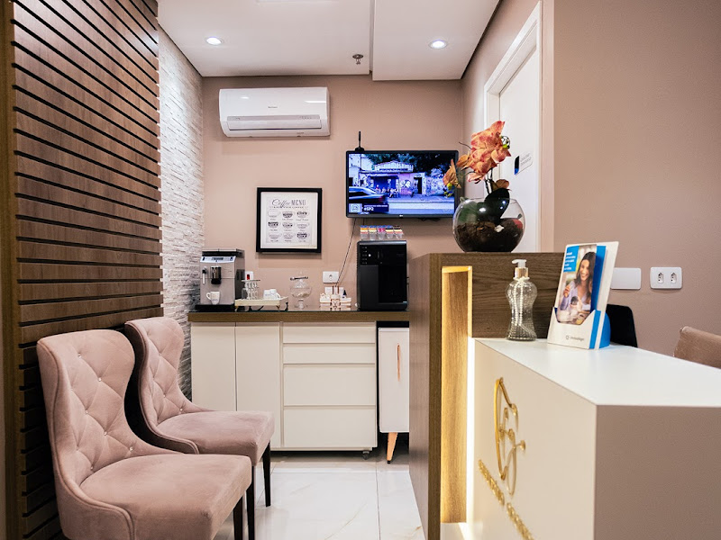 Foto de Dra. Bruna Fazzio