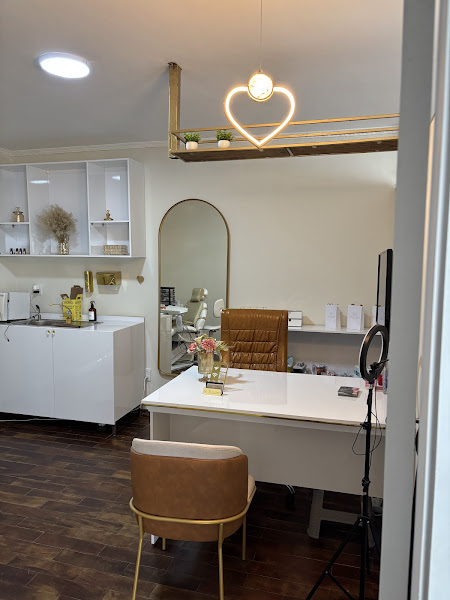 Foto 3 de Dra. Bruna Moura - Implantes e facetas em Sumare