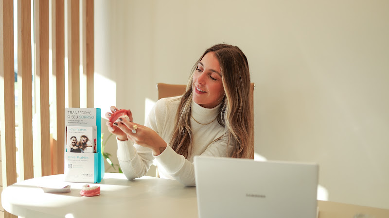 Foto 2 de Dra Bruna Panisson | Odontologia Integrativa | Dentista Campeche