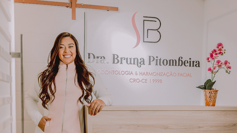 Foto 2 de Dra. Bruna Pitombeira