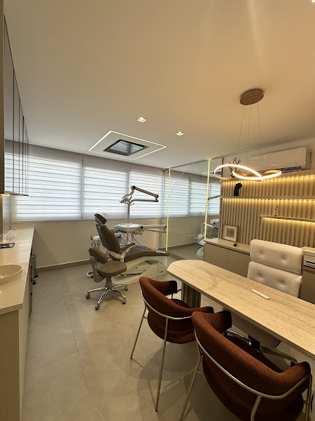 Foto 2 de Dra Bruna S Frauches - Harmonização Orofacial