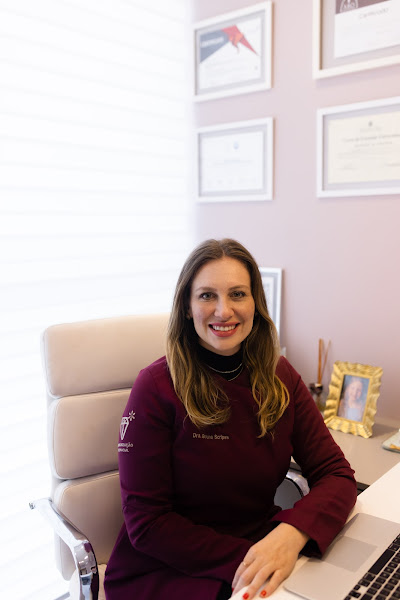 Foto 2 de Dra. Bruna Scripes