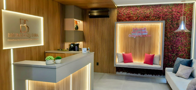 Foto 2 de Dra. Bruna Siqueira - Harmonização Facial | Botox | Preenchimento Labial | Odontologia CROSP: 143648