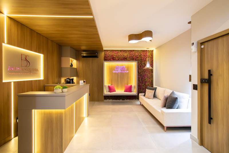 Foto 3 de Dra. Bruna Siqueira - Harmonização Facial | Botox | Preenchimento Labial | Odontologia CROSP: 143648