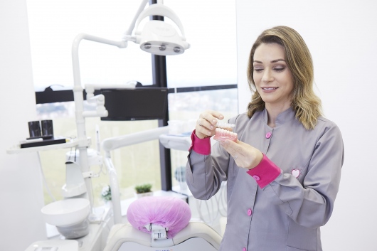 Foto 2 de Dra. Camila Borges Fernandes, Dentista