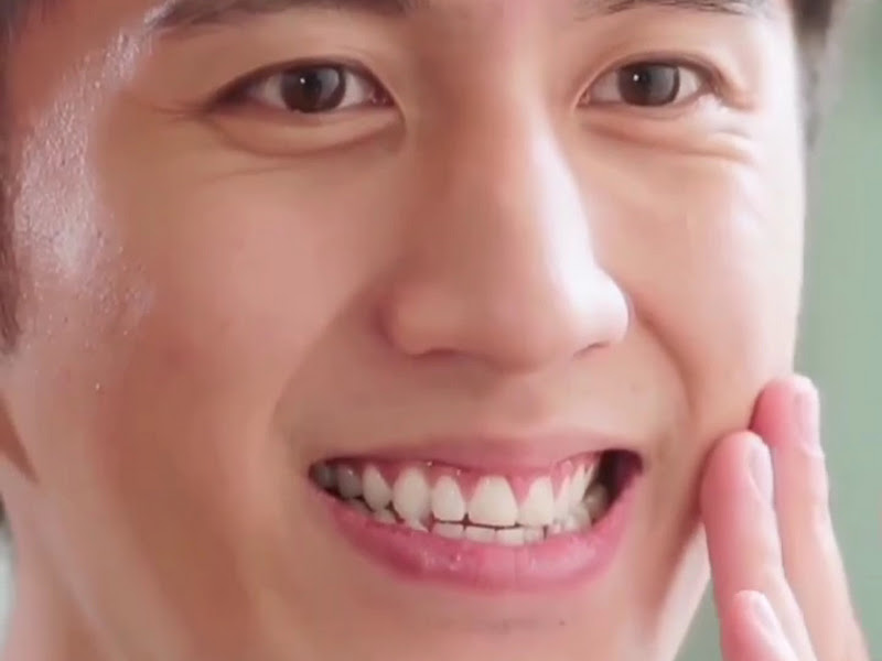 Foto 9 de Dra Camila Canellas - CMR Odontologia - Lente Contato Dental | Implante Dentário