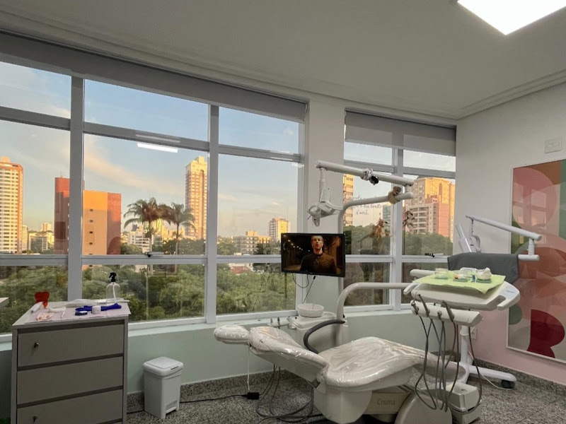 Foto 9 de Dra. Camila Castro - Reabilitação oral e estética dental