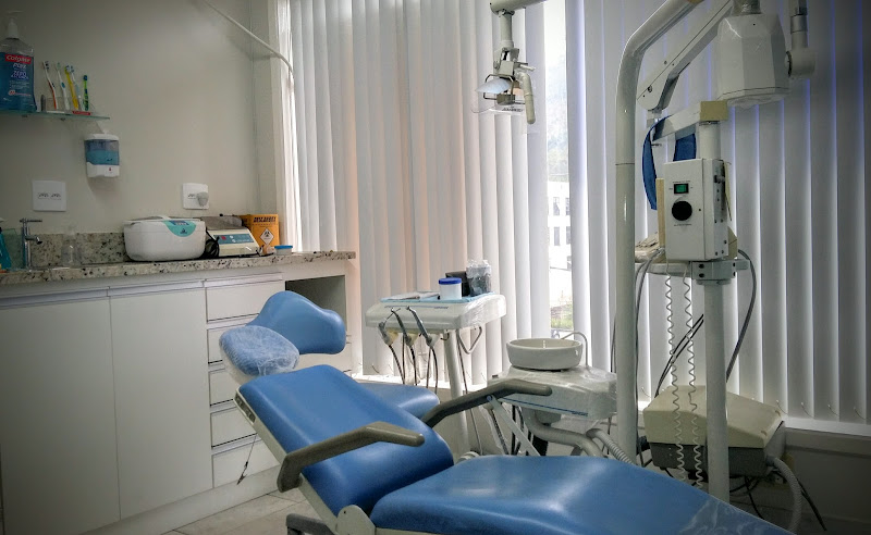 Foto 2 de Dra. Camila Colombo e Dr. Breno Leite Odontologia