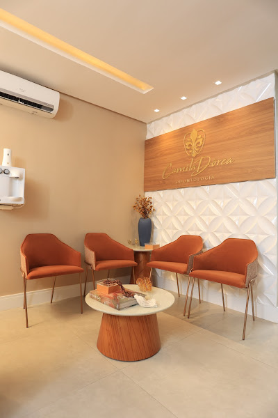 Foto 2 de Dra. Camila Dórea - Odontologia Estética e Harmonização Facial em Feira de Santana