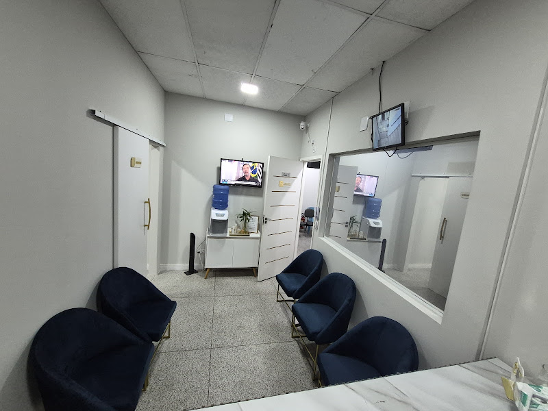 Foto de Dra. Camila Figueiredo - Odontologia integrada