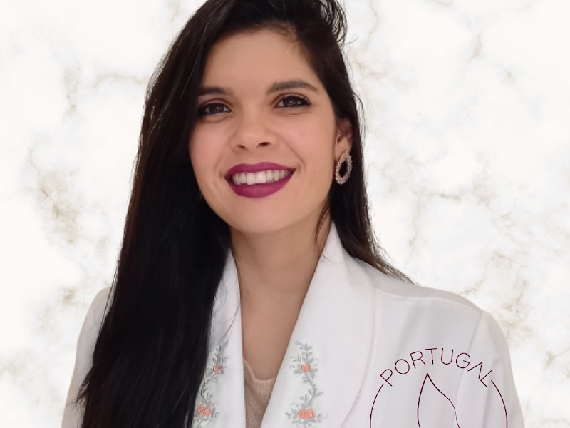 Foto 10 de Dra. Camila Freitas - Implantes Dentários em Feira de Santana - BA