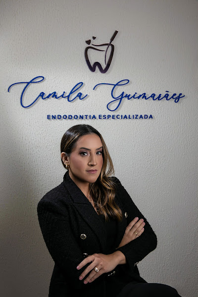 Foto 2 de Dra. Camila Guimarães Endodontia Especializada