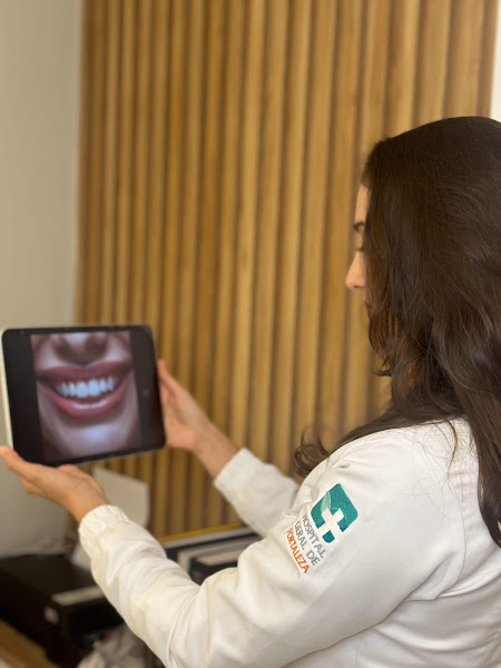 Foto 3 de Dra Camila Lobo