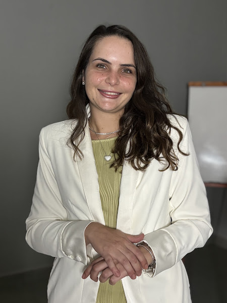 Foto 2 de Dra Camila Rasera | Harmonização Orofacial CRO-SP 169168