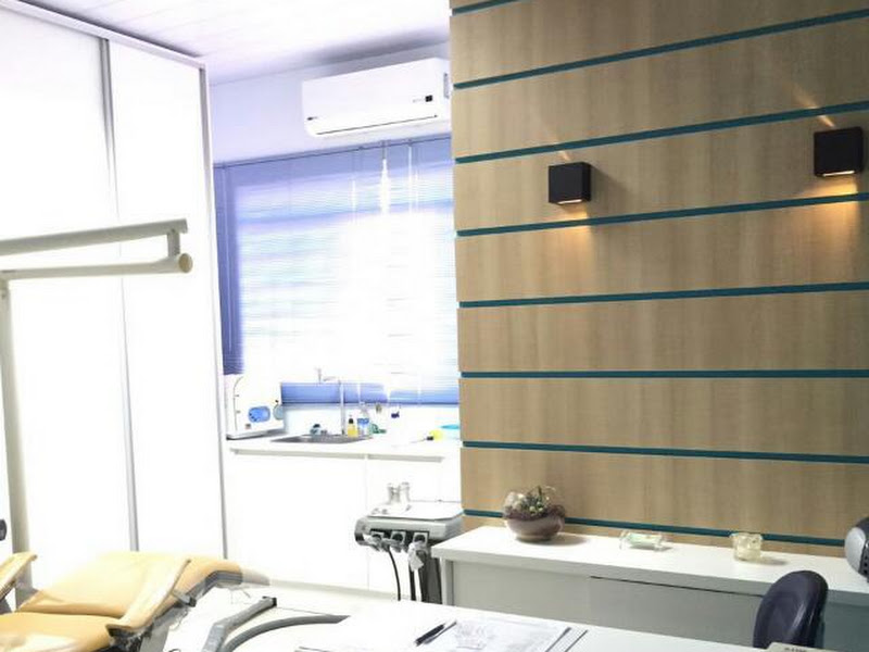Foto 2 de Dra. Camila Viana, Dentista