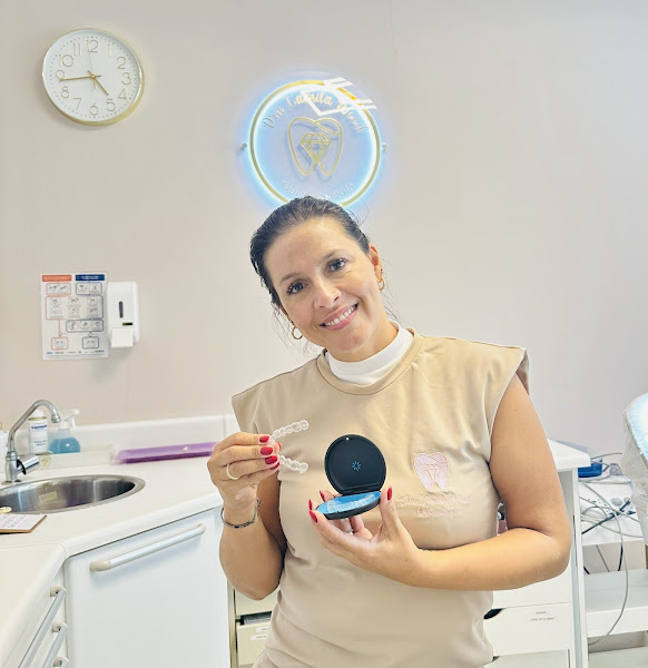 Foto 3 de Dra. Camila Wood | Dentista em Santana | Invisalign | Lentes em Resina