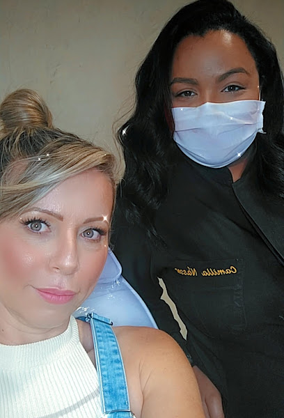 Foto 3 de Dra. Camilla Násser - Dentista e Harmonização Barra da Tijuca