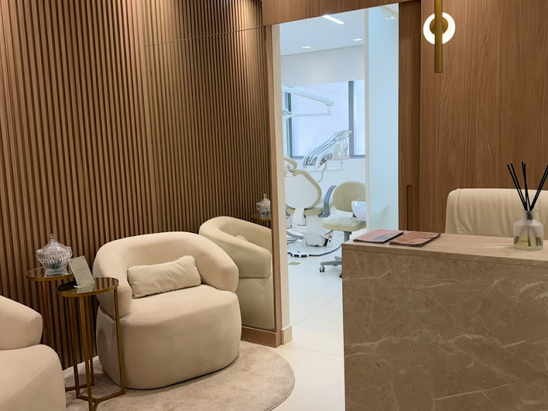 Foto de Dra. Camilli Catapane - Cirurgiã-Dentista | Harmonização Orofacial