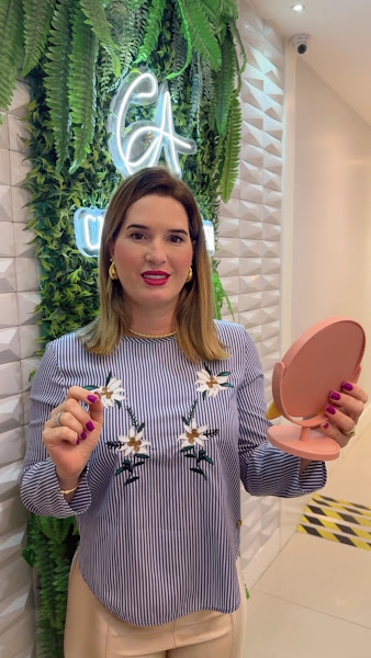 Foto 3 de Dra. Carina Altoé Ogioni - Harmonização Orofacial