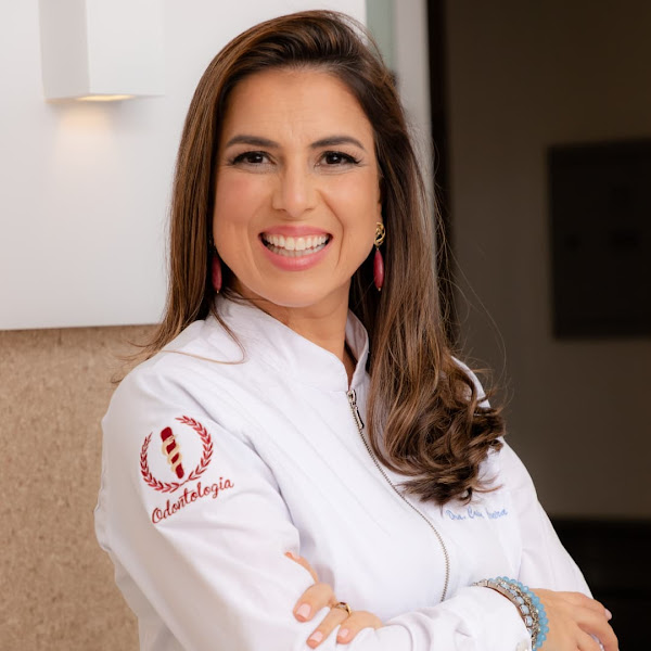 Foto 2 de Dra Carina Cerveira Harmonização Facial