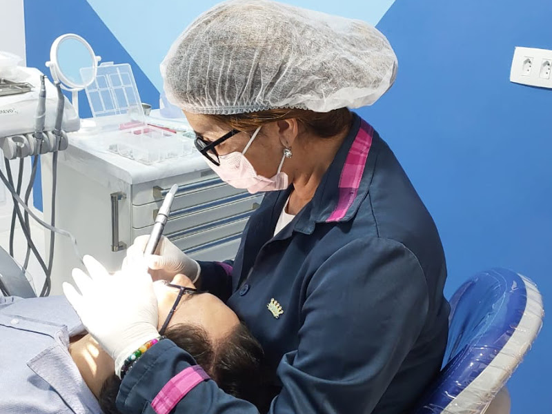 Foto 8 de Dra. Carla Augusta - Dentista em Santana