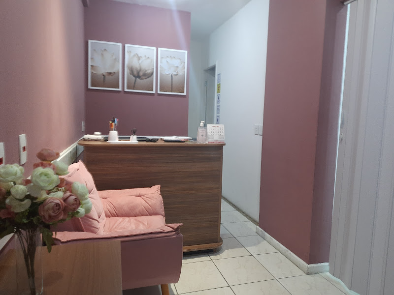 Foto 2 de Dra. Carla Guimarães de Souza Lima