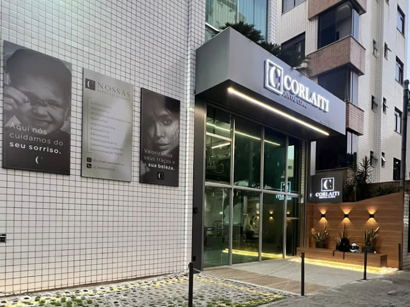 Foto 3 de Dra. Carla Pereira - Cirurgiã Dentista/ implantodontista e Prótese Dentária