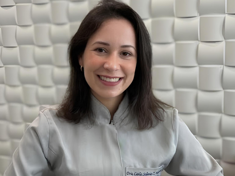 Foto de Dra. Carla Saleme – Ortodontia, Invisalign e Clareamento