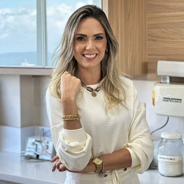 Foto 2 de Dra Carla Trief | Consultório Odontológico | Ortodontia | Clinico Geral | Salvador