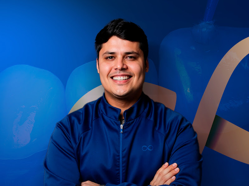 Foto de Dra. Carol Maués Odontologia Especializada