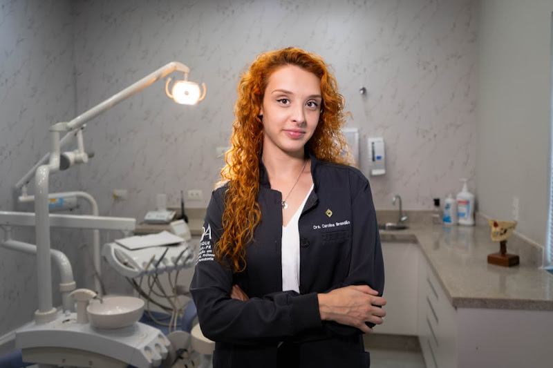 Foto 2 de Dra Carolina Brandão - Dentista