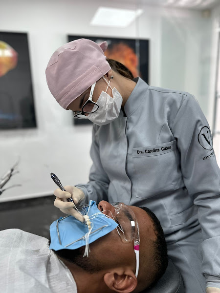 Foto 2 de Dra. Carolina Cubas | Ortodontia e Estética Orofacial