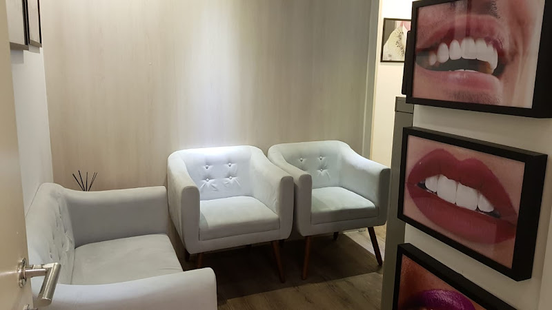 Foto 3 de Dra Carolina Dacier - Odontologia Preventiva, Reabilitadora e Digital